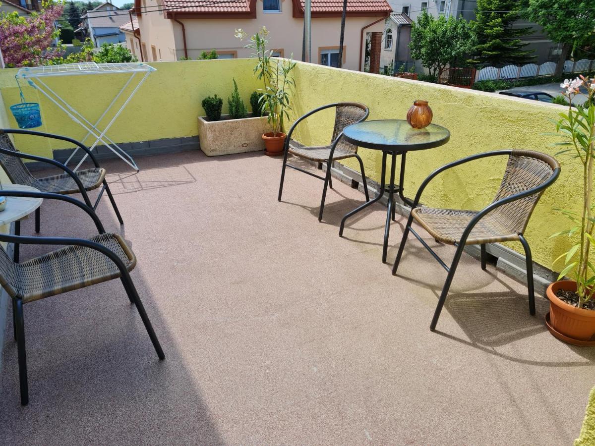 Ginger House Apartment Кестели Екстериор снимка